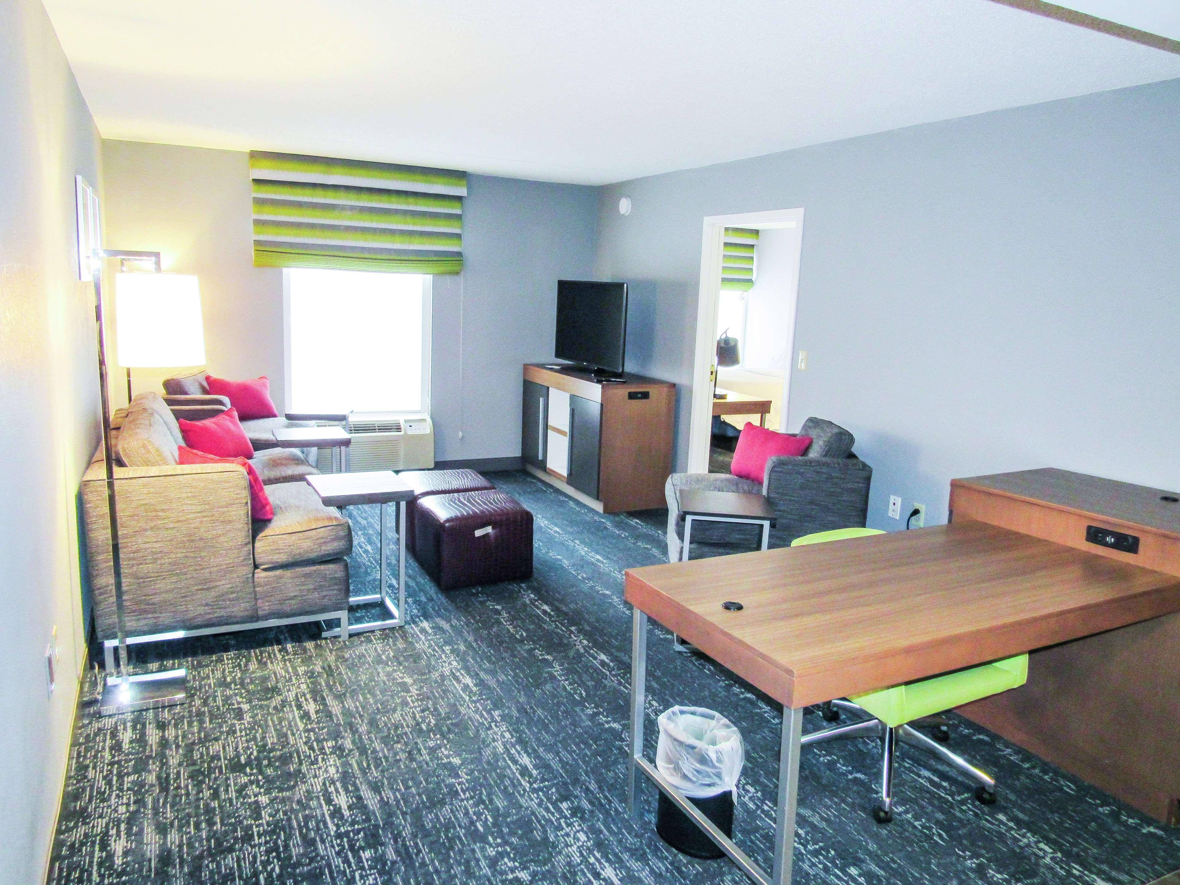 Hampton Inn & Suites Newtown Yardley Buitenkant foto