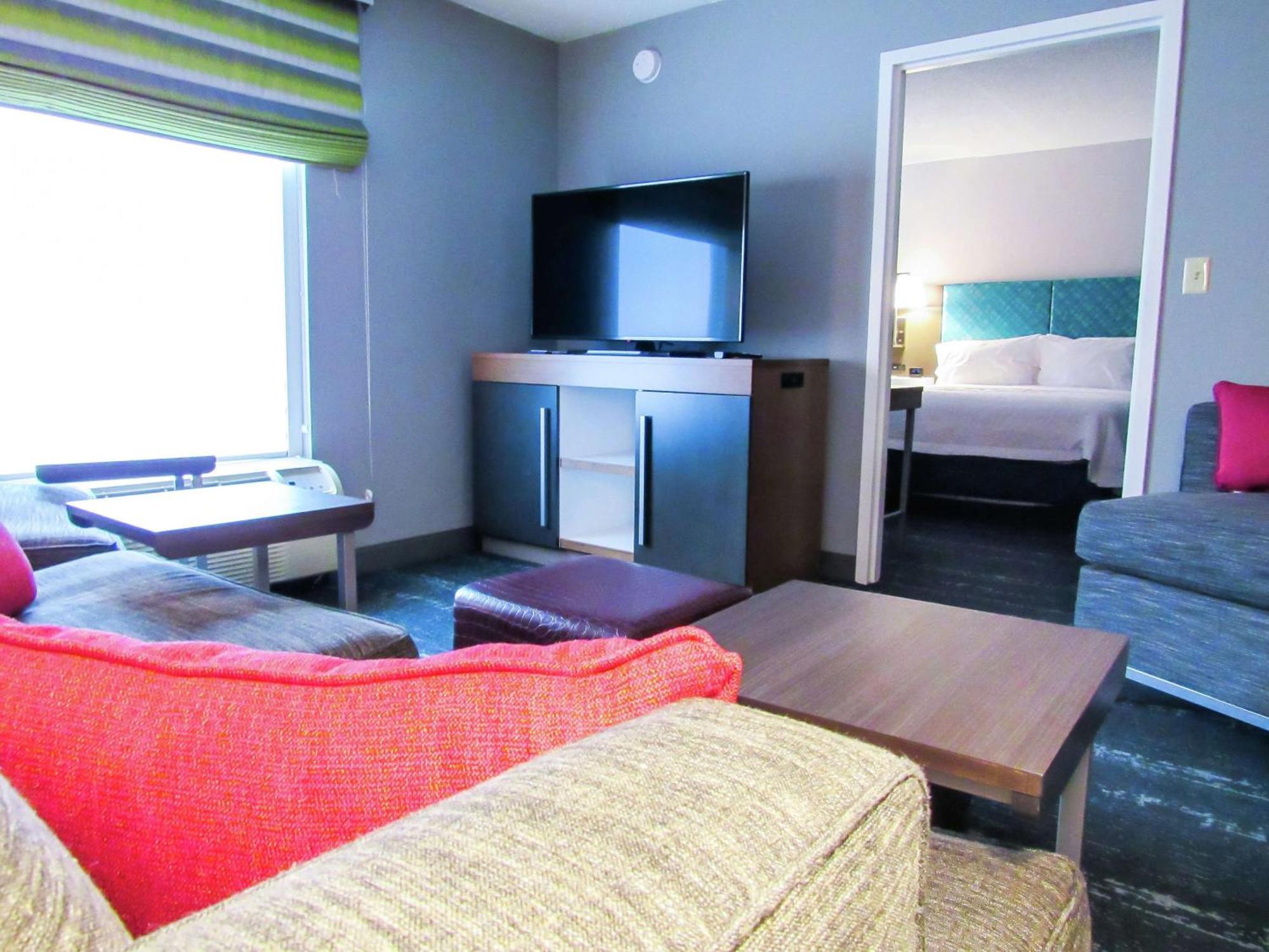 Hampton Inn & Suites Newtown Yardley Buitenkant foto