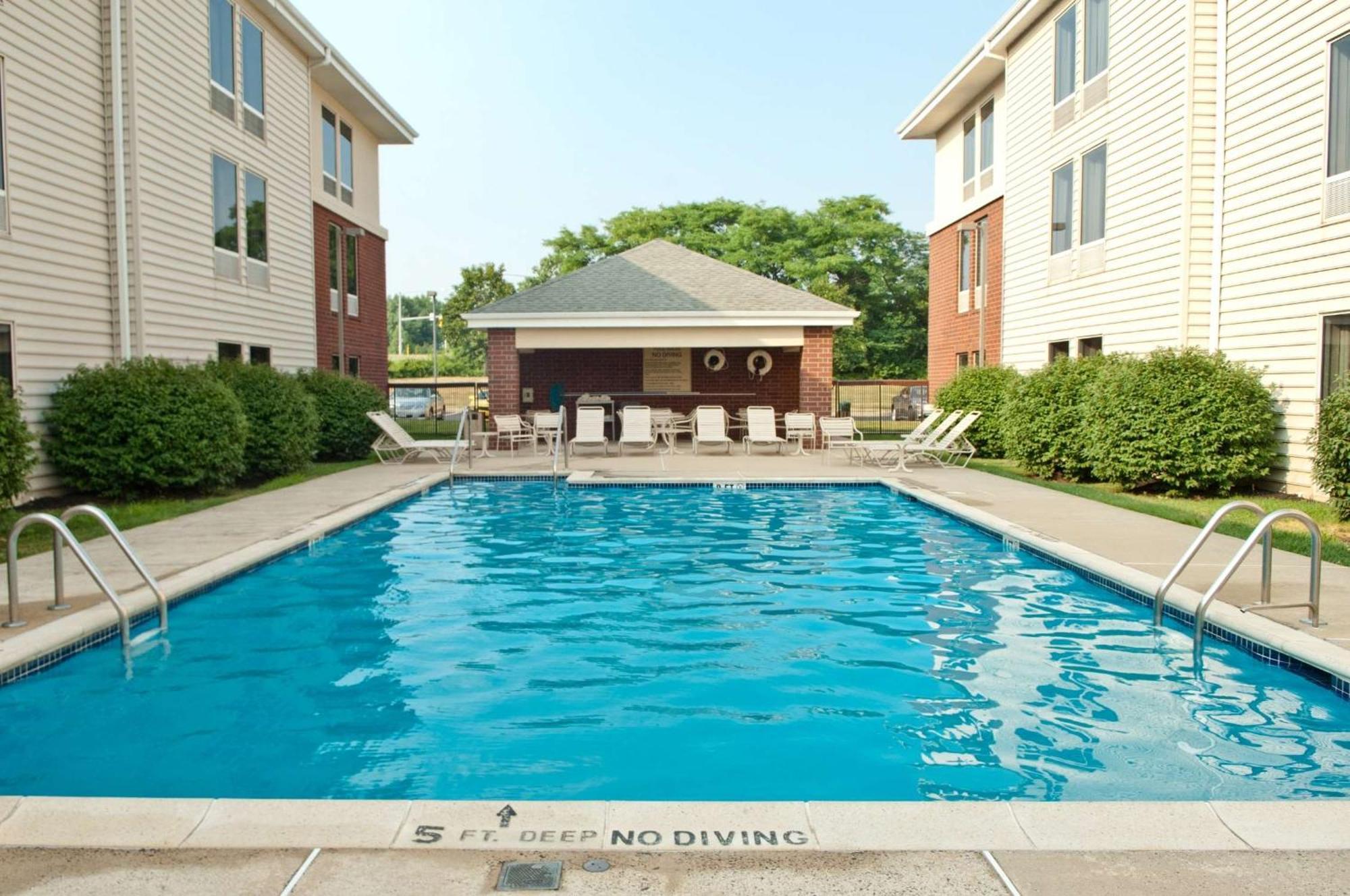 Hampton Inn & Suites Newtown Yardley Buitenkant foto
