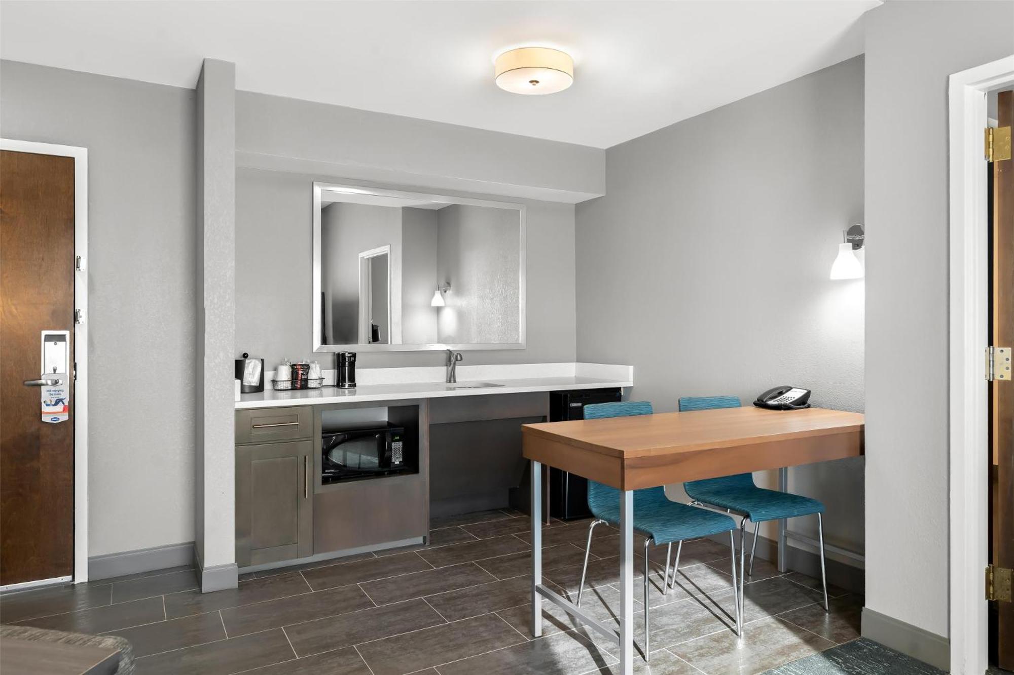 Hampton Inn & Suites Newtown Yardley Buitenkant foto