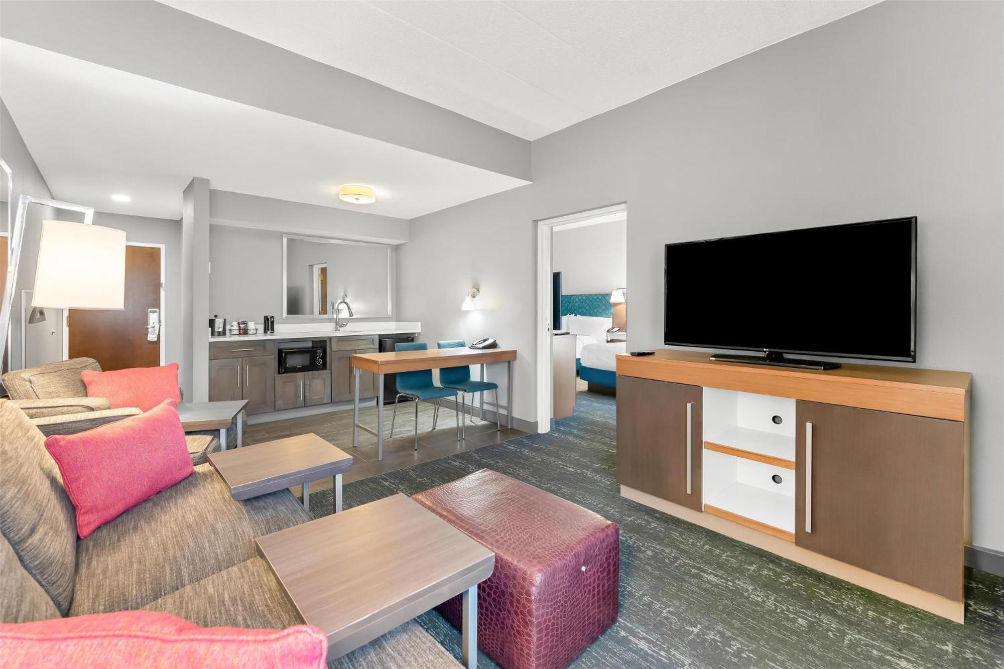 Hampton Inn & Suites Newtown Yardley Buitenkant foto