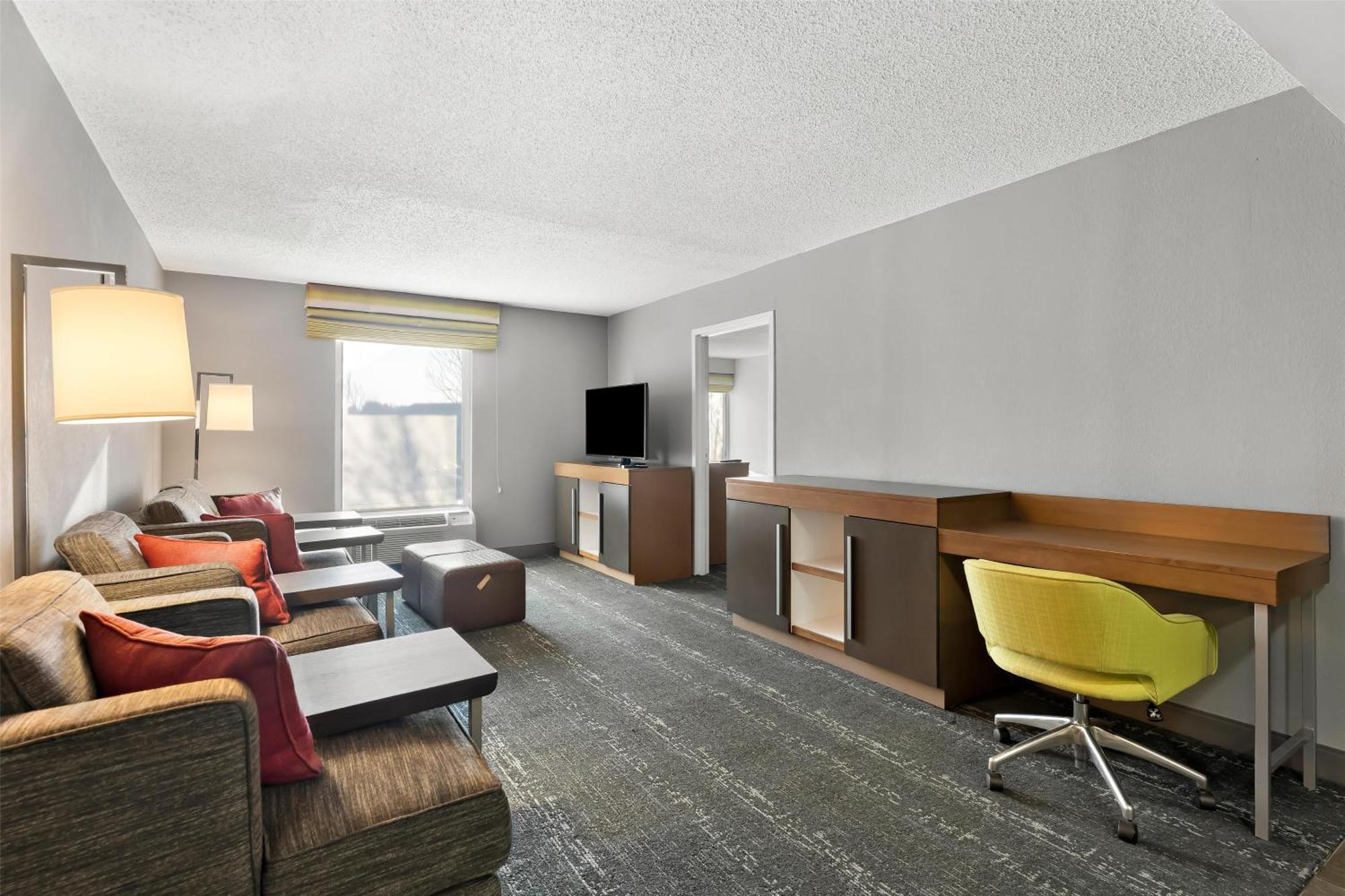 Hampton Inn & Suites Newtown Yardley Buitenkant foto