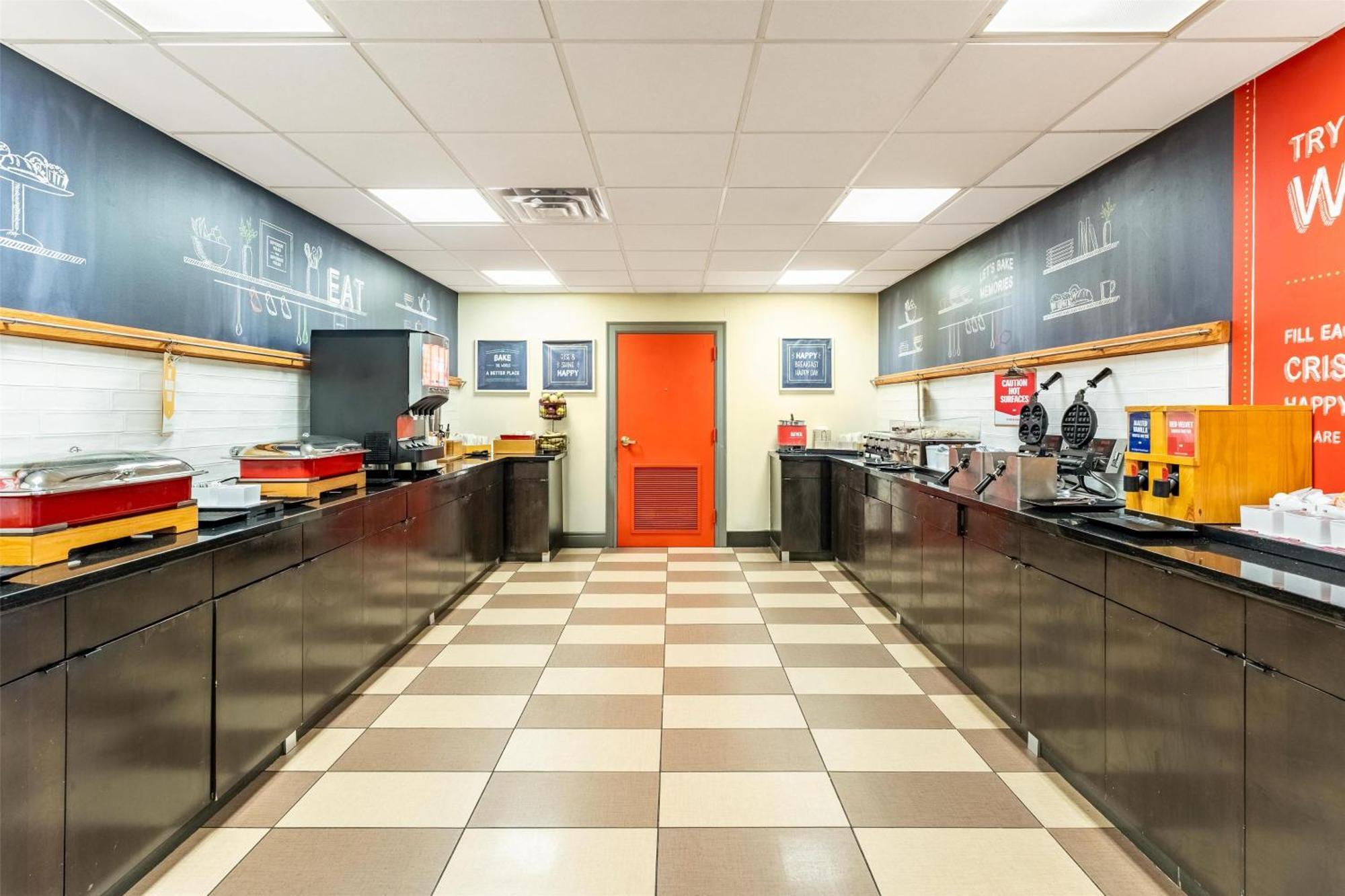 Hampton Inn & Suites Newtown Yardley Buitenkant foto